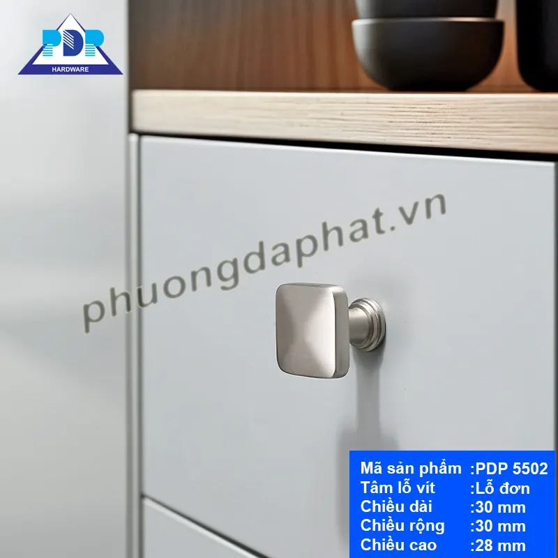 Núm Tủ Hiện Đại PDP5502