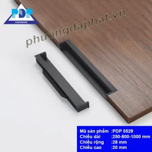 Tay nắm âm tủ áo màu đen PDP5529