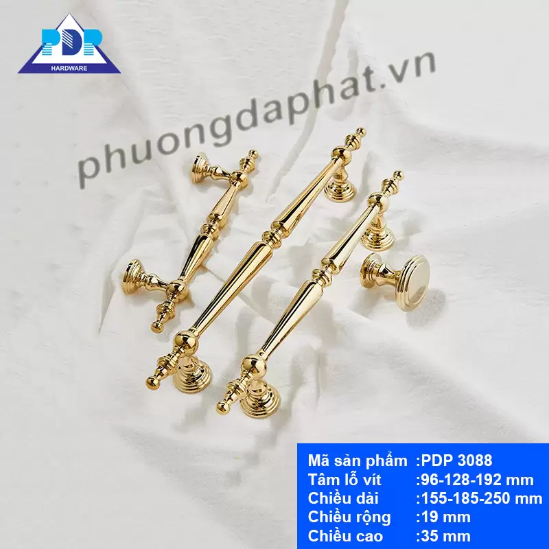 Chi tiết hoa văn tay nắm tủ bếp màu vàng bóng phong cách Châu Âu PDP3088