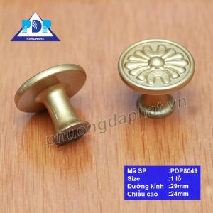 Núm Cửa Tủ mang lại sự rực rỡ và tinh tế cho ngăn kéo