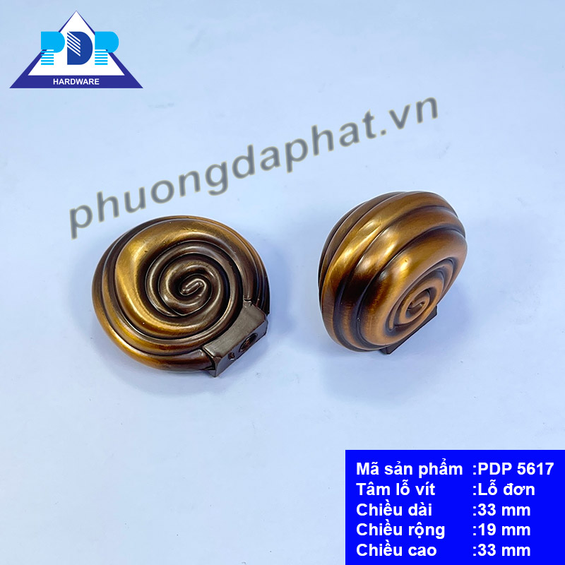 Núm Tay Nắm Tủ Cổ Điển có chi tiết đẹp mắt được chế tác công phu với những đường cong bắt mắt