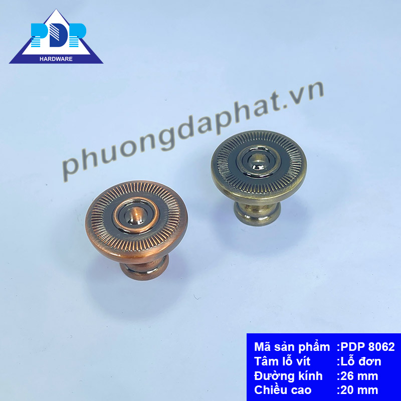 Núm Tay Nắm Tủ Cổ Điển với mặt trước tay nắm được tích hợp cách điệu bông hoa rất trang nhã