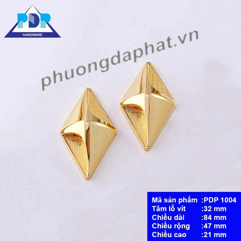 Núm Tủ với thiết kế hình thoi độc đáo cùng màu vàng bóng sang trọng
