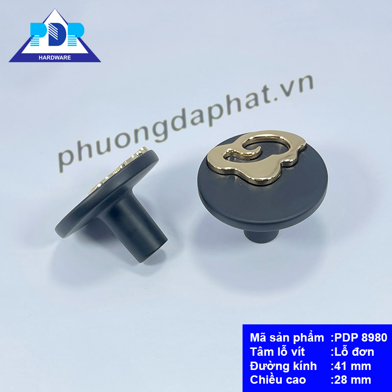 Núm Tay Nắm Tủ mang phong cách hiện đại với điểm nhấn hoa văn màu vàng bóng rất tinh tế