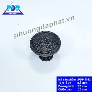 Núm Tay Nắm Tủ ấn tượng về diện mạo tạo điểm nhấn với hoa văn ngay trung tâm tay nắm
