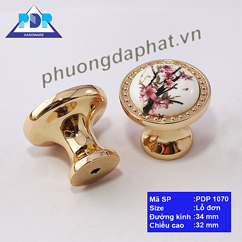 Núm Tay Nắm Tủ với họa tiết hoa được khắc họa trên nền chất liệu sứ rất trang nhã và duyên dáng
