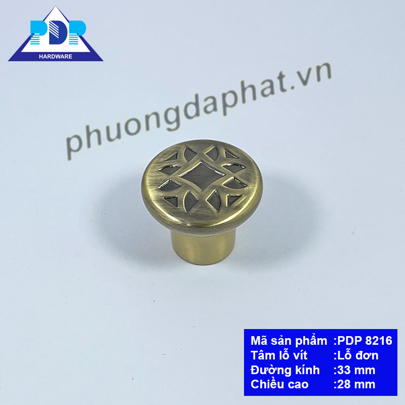 Núm Tủ Cổ Điển duyên dáng với họa tiết hoa văn tạo nên mọi nguồn cảm hứng cho nội thất gỗ