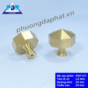 Núm Tủ Hiện Đại mang dáng vẻ hiện đại
