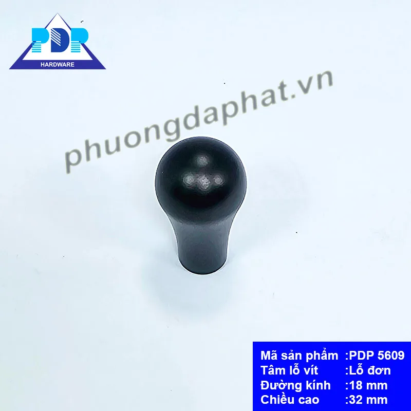 Núm Tủ Hiện Đại mang phong cách hiện đại cùng dáng vẻ đơn giản và màu đen sang trọng sẽ làm tăng giá trị phẩm chất cho nội thất.