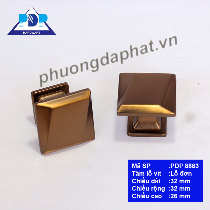 Núm Tủ Hiện Đại mang dáng vẻ đơn giản nhưng tinh tế