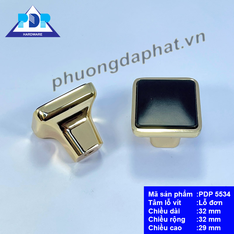 Núm Tủ Hiện Đại rất ấn tượng về diện mạo với màu đen hiện đại ngay trung tâm tay tủ