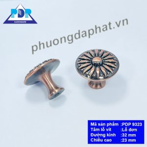 Núm Tủ Hợp Kim Kẽm  với mặt trước tay nắm được tích hợp cách điệu bông hoa rất trang nhã