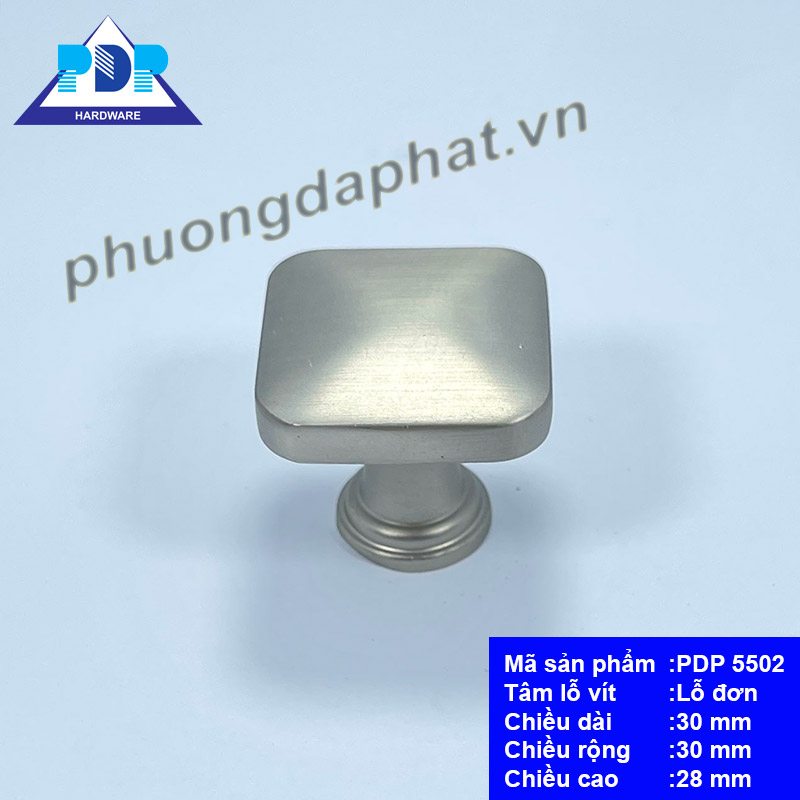 Núm Tủ Phong Cách Châu Âu mang dáng vẻ đơn giản