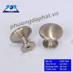 Núm Tủ Phong Cách Châu Âu với mặt tròn nhẵn với màu bạc xước tạo hiệu ứng bắt mắt
