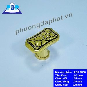 Núm Tủ với phong cách dễ dàng tiếp cận