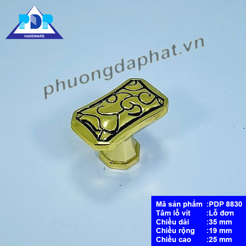 Núm Tủ với phong cách dễ dàng tiếp cận