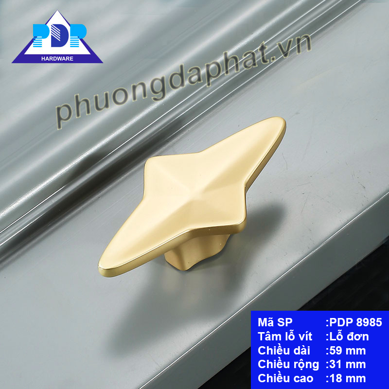 Núm Tủ với tỷ lệ cân bằng