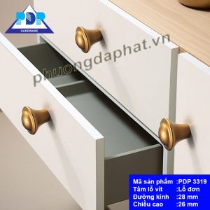 Núm Tủ mang lại cảm giác chắc chắn khi sử dụng với màu cafe bắt mắt