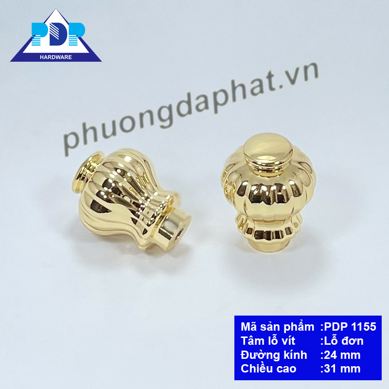 Núm Tủ Tân Cổ Điển có chi tiết đẹp mắt được chế tác công phu với những đường cong bắt mắt