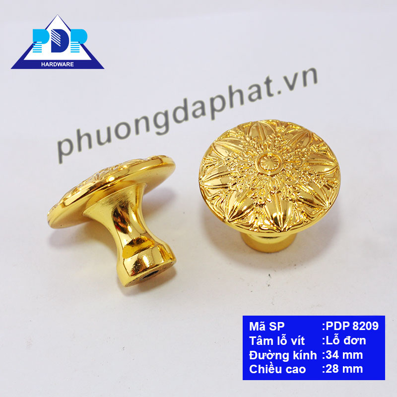 Núm Tủ Tân Cổ Điển với mặt trước tay nắm tích hợp cách điệu bông hoa rất trang nhã