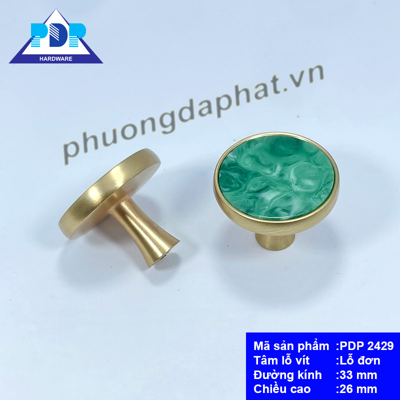 Núm Tủ Vân Đá với hiệu ứng vân đá ngay trung tâm tay tủ