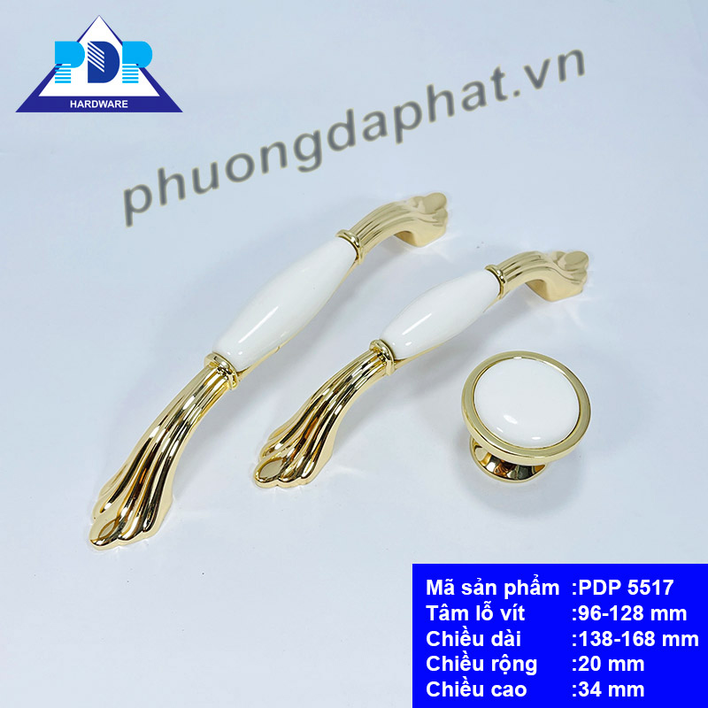 Tay Nắm Tủ Gốm Sứ Phong Cách Châu Âu quyến rũ qua những đường cong tinh tế cùng màu vàng bóng và trắng tinh khôi mang lại sự sang trọng cho nội thất.