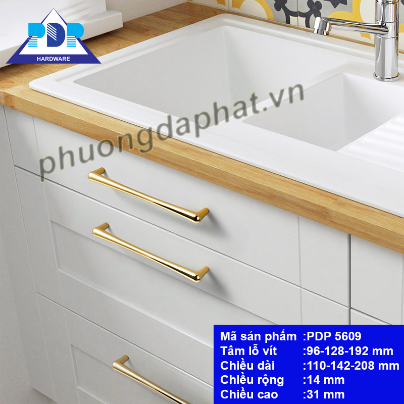 Tay Nắm Tủ Hiện Đại mang phong cách hiện đại cùng dáng vẻ đơn giản và màu vàng sang trọng sẽ làm tăng giá trị phẩm chất cho nội thất.