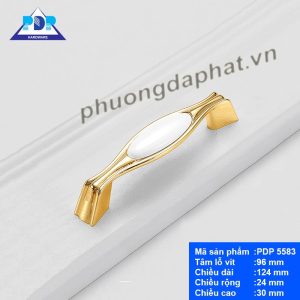 Tay Cầm Tủ Gốm Sứ rất lãng mạn với màu trắng ngây thơ và vàng sang trọng