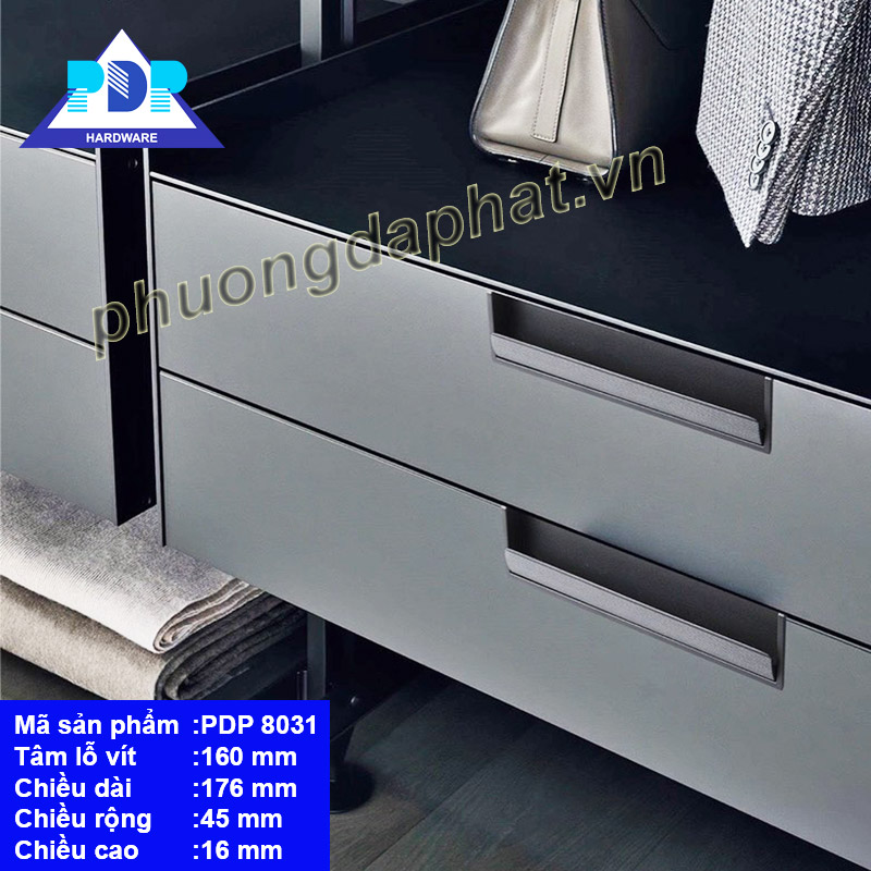 Tay Nắm Âm với thiết kế rất độc đáo cùng màu xám đen rất trang