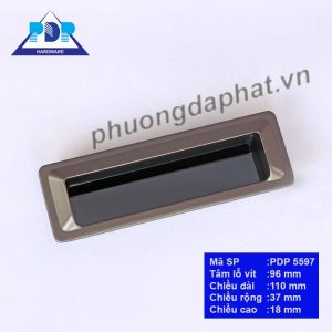 Tay Nắm Âm Tủ  với thiết kế rất độc đáo cùng màu titan rất trang nhã duyên dáng thu hút mọi ánh nhìn