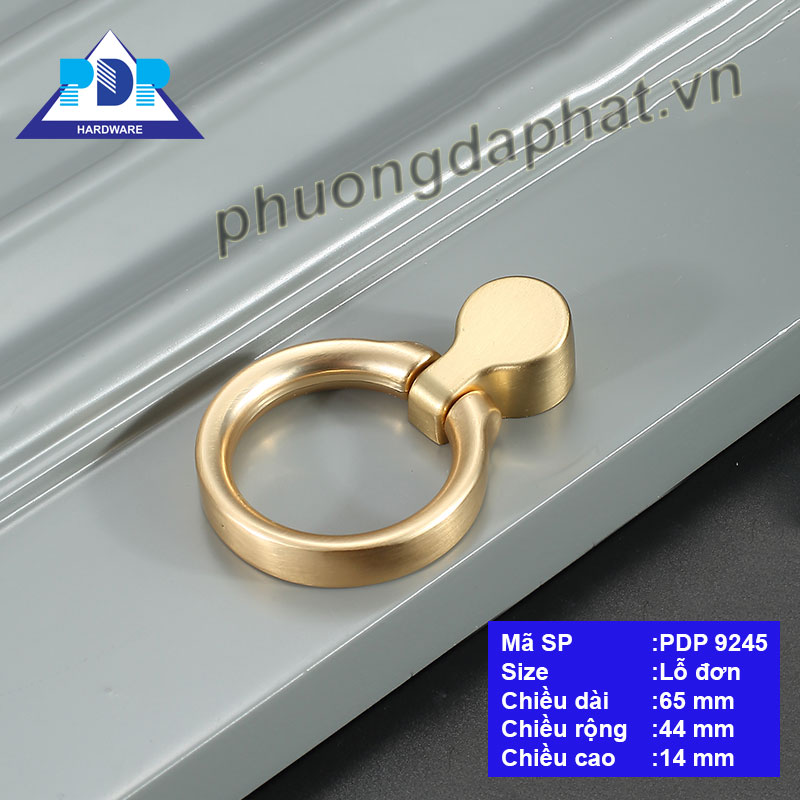 Tay Nắm Ngăn Kéo với màu vàng chải xước tạo hiệu ứng bắt mắt. Dễ dàng lắp đặt lau chùi