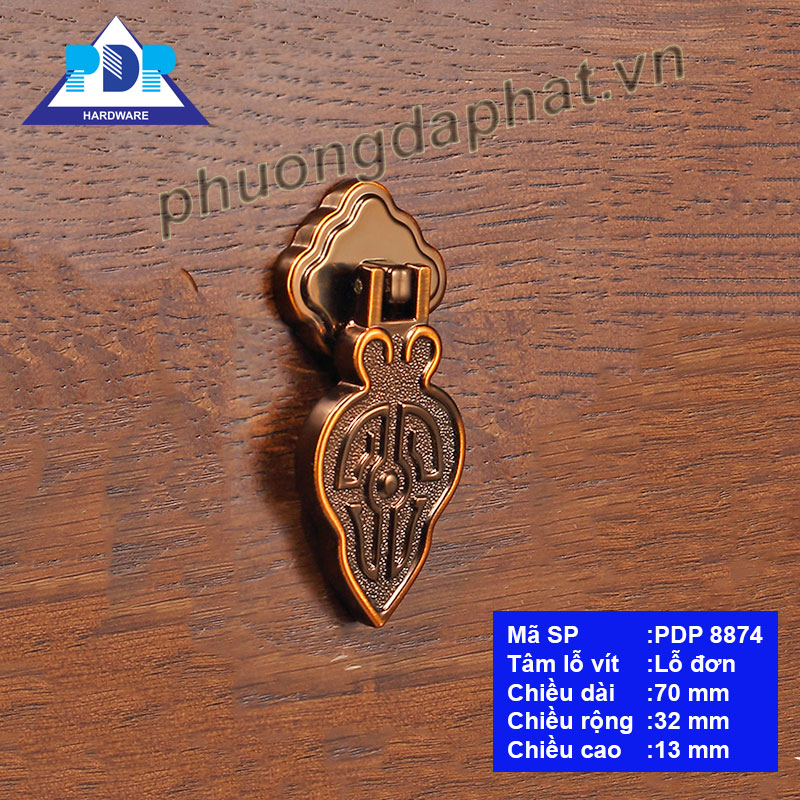 Tay Nắm Ngăn Kéo rất độc đáo với họa tiết cổ điển truyền thống phương Đông chứa đựng hình ảnh ngay tại điểm trung tâm tay tủ
