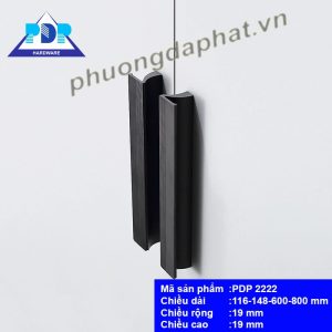 Tay Nắm Tủ Áo mang dáng vẻ đơn giản cung cấp khoảng không gian thoải mái khi cầm