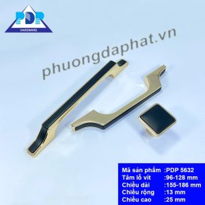 Tay Nắm Tủ Bếp rất ấn tượng về diện mạo với màu đen hiện đại ngay trung tâm tay tủ