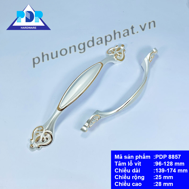 Tay Nắm Tủ Bếp với nét hoa văn được khắc họa tựa như những bông hoa chớm nở phía hai đầu
