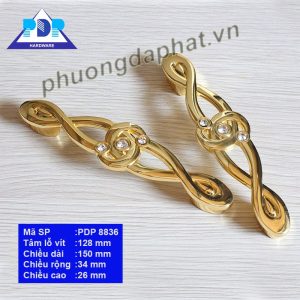 Tay Nắm Tủ Cao Cấp với kiểu dáng thanh lịch  cùng họa tiết chút cầu kì ở thân mang lại cho tay nắm vô số các ứng dụng.