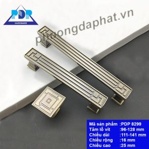 Tay Nắm Tủ Cổ Điển với họa tiết cổ điển truyền thống phương Đông chứa đựng hình ảnh ngay tại điểm trung tâm tay tủ