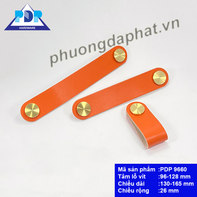 Tay Nắm Tủ Da Bò mang phong cách hiện đại cùng dáng vẻ đơn giản và chất liệu đồng và da bò sẽ làm tăng giá trị phẩm chất cho nội thất.