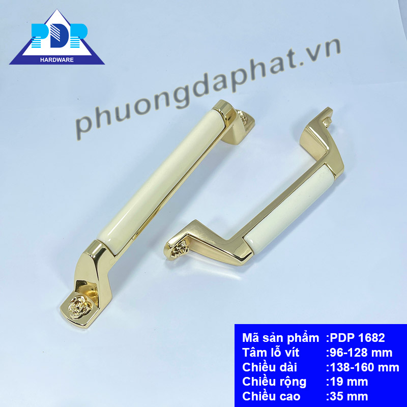 Tay Nắm Tủ Gốm Sứ với họa tiết hoa phía hai đầu liên kết