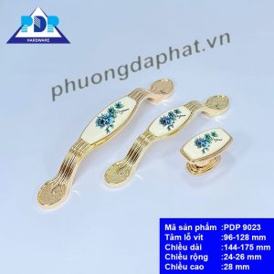 Tay Nắm Tủ Gốm Sứ với họa tiết được khắc họa trên nền chất liệu sứ rất trang nhã và duyên dáng