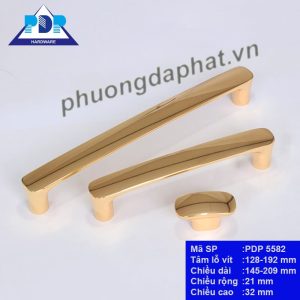Tay Nắm Tủ Hiện Đại mang phong cách hiện đại cùng dáng vẻ đơn giản và màu vàng sang trọng sẽ làm tăng giá trị phẩm chất cho nội thất.