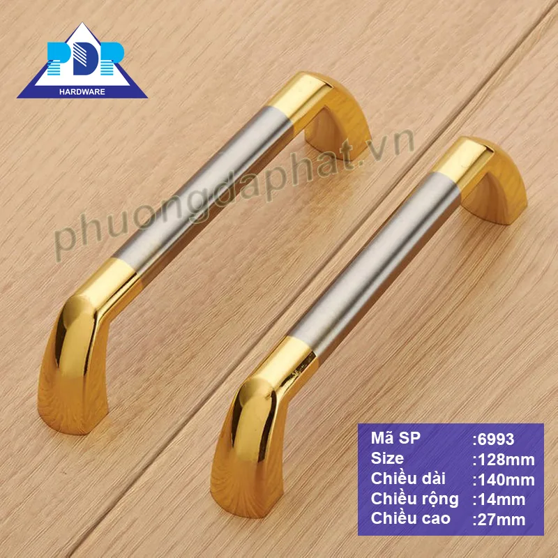 Tay Nắm Tủ Hiện Đại với sự kết hợp giữa màu bạc xước và vàng bóng tạo thành tổng thể hài hòa đẹp mắt thích hợp cho các tủ đặt trong phòng khách.