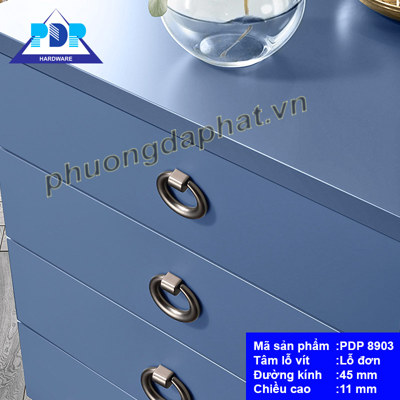 Tay Nắm Tủ Khoen Tròn với màu xám đen tạo hiệu ứng bắt mắt. Dễ dàng lắp đặt lau chùi