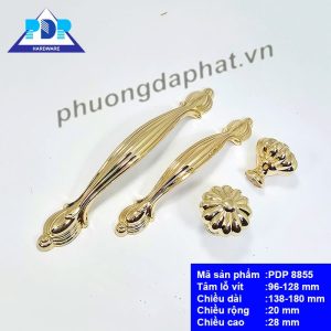 Tay Nắm Tủ Tân Cổ Điển PDP8855 Cận cảnh hoa văn tinh xảo trên tay nắm cửa tủ cao cấp PDP8855