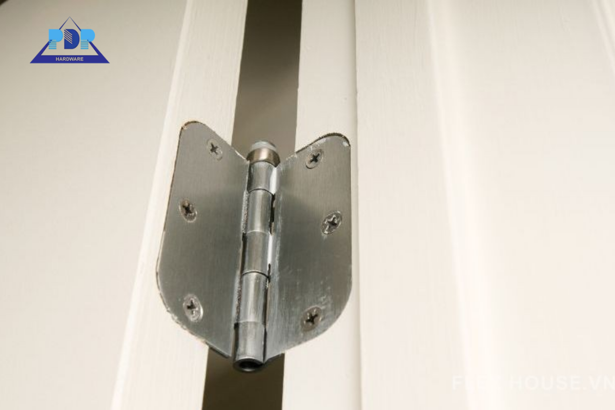 Cách mở khóa cửa tay gạt bị kẹt khi mất chìa khóa - Phá khóa